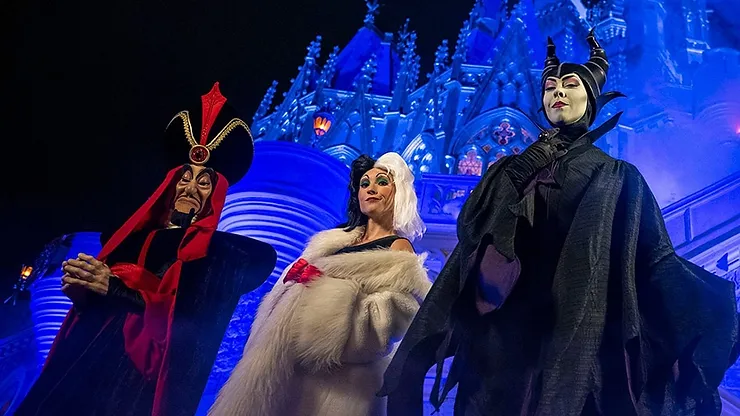 Jafar, Cruella de Vil, and Maleficent appearing during Disney’s Hocus Pocus Villain Spelltacular at Magic Kingdom.