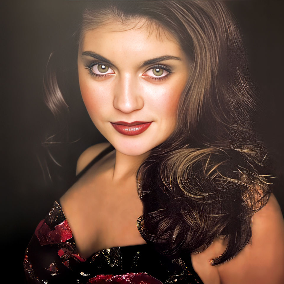 Example of Dionstyles makeup artistry and hairstyling