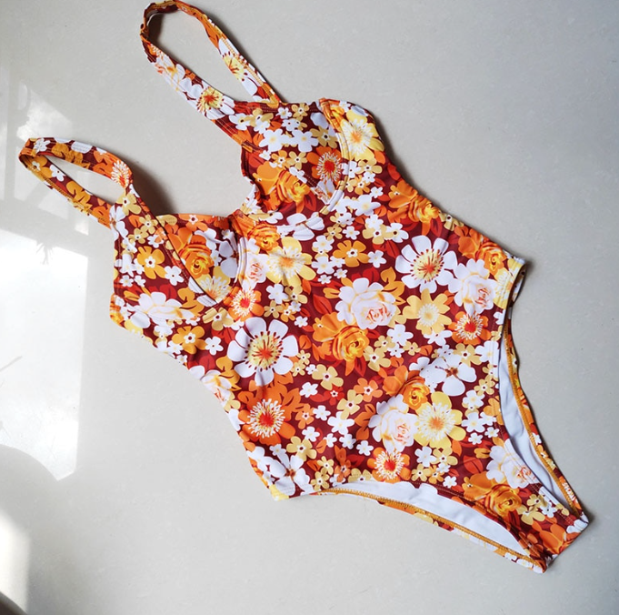 תמונה ממוזערת: Printed One Piece Swimsuit