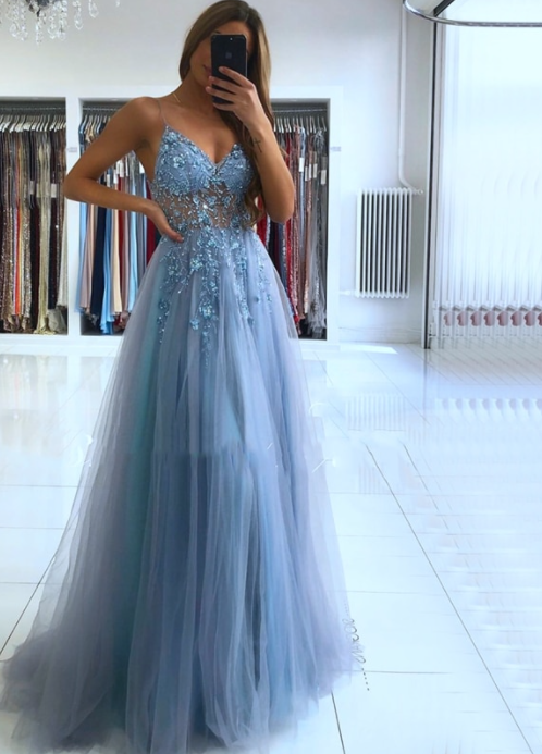 الصورة المصغرة: Backless A-Line Prom Dresses 2022