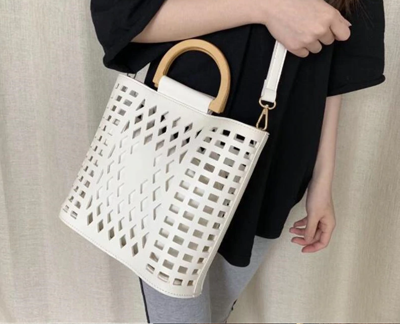 Thumbnail: Hollow Out Beach Bag Bolsa Feminina Wood handle tote bags PU leather shoulder ba