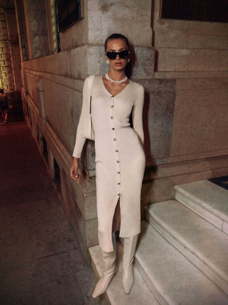 الصورة المصغرة: Women V Neck Long Sleeve Patchwork Button Slit Sweater Dress