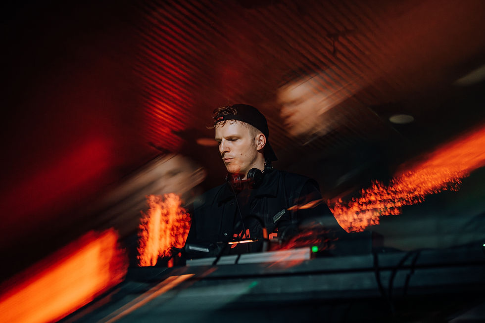 kevin de vries-85