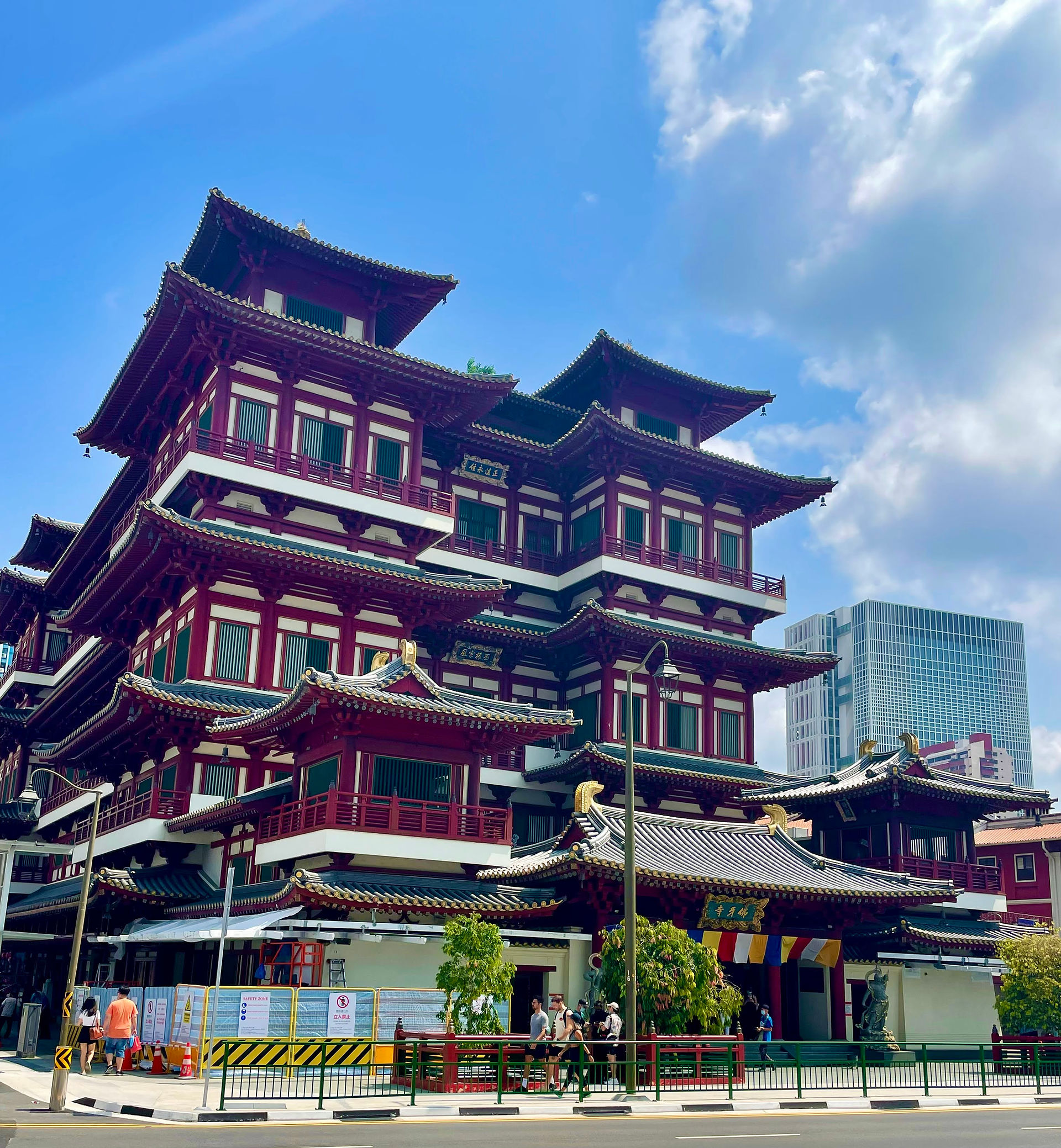 Buddha Tooth Relic Temple in Singapore