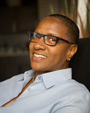 Dr. Tita Gray headshot