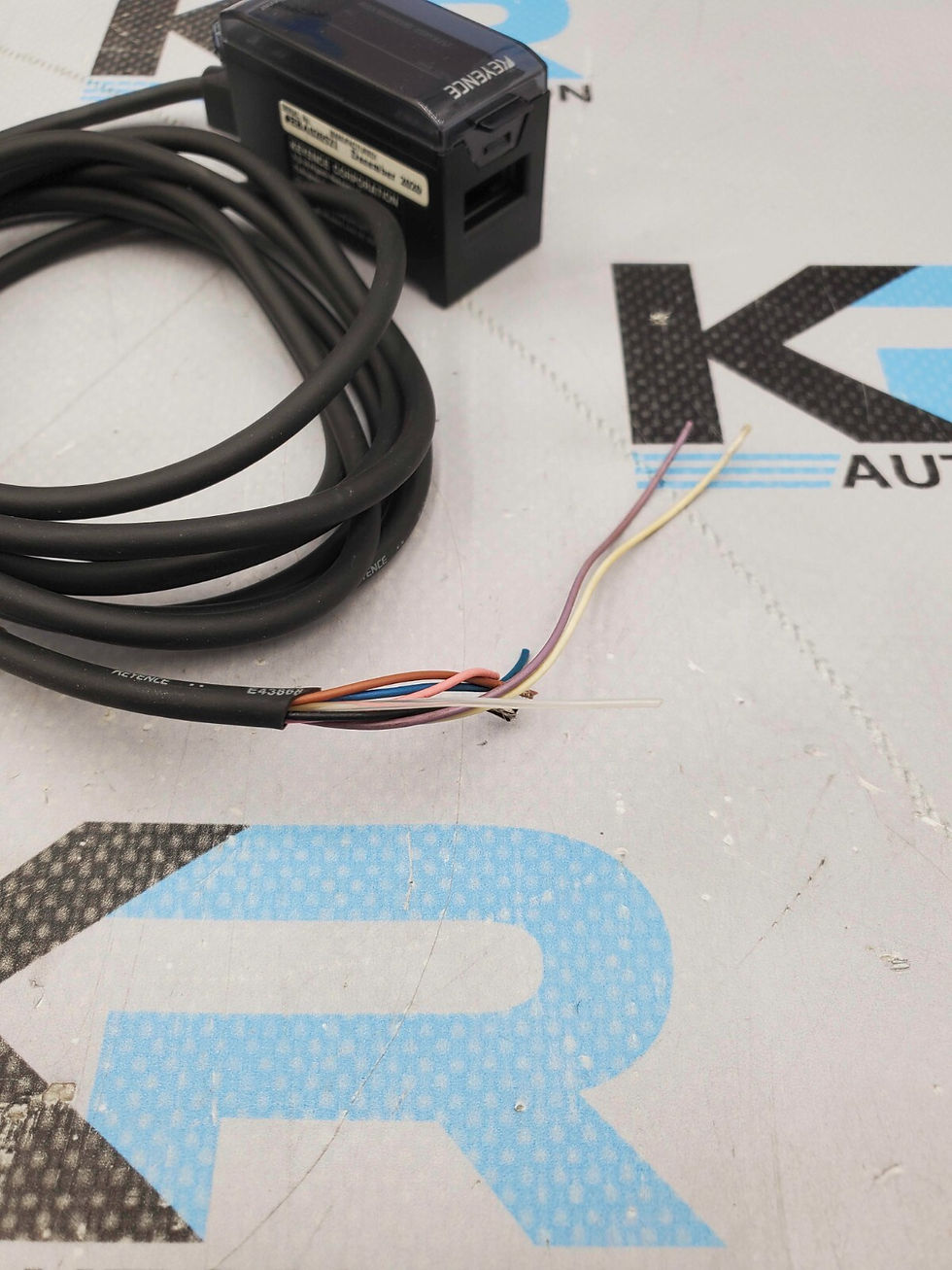 Thumbnail: Keyence FT-50AWP Brown Infrared Temperature Sensor  24VDC 1.6W