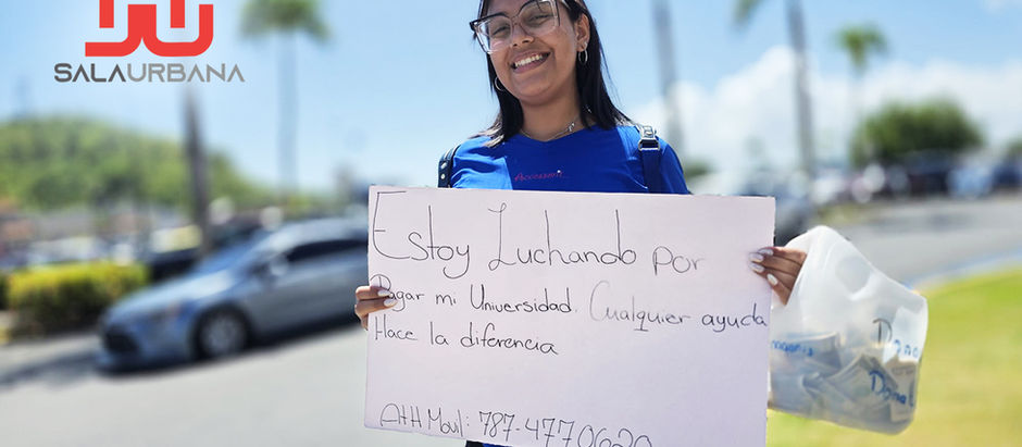 Joven humacaeña busca cumplir su sueño universitario con cartel en mano