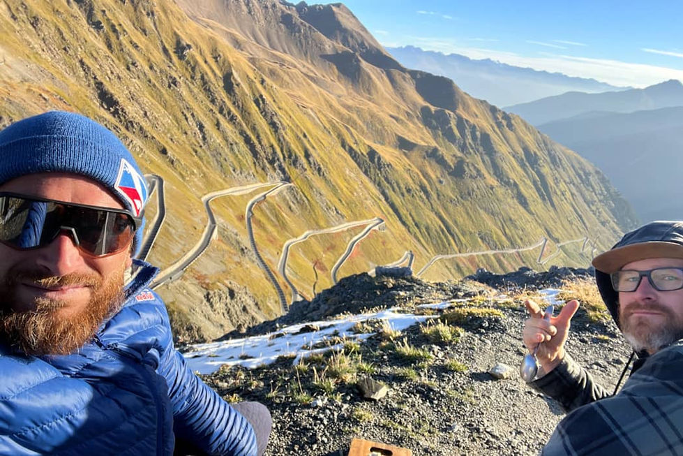 michal-marosi-italie-stelvio-snidane