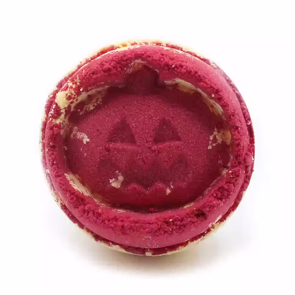 Aniseed Halloween Bath Bomb – Sweet licorice-scented fizz for a cosy, vegan, UK-made self-care treat.