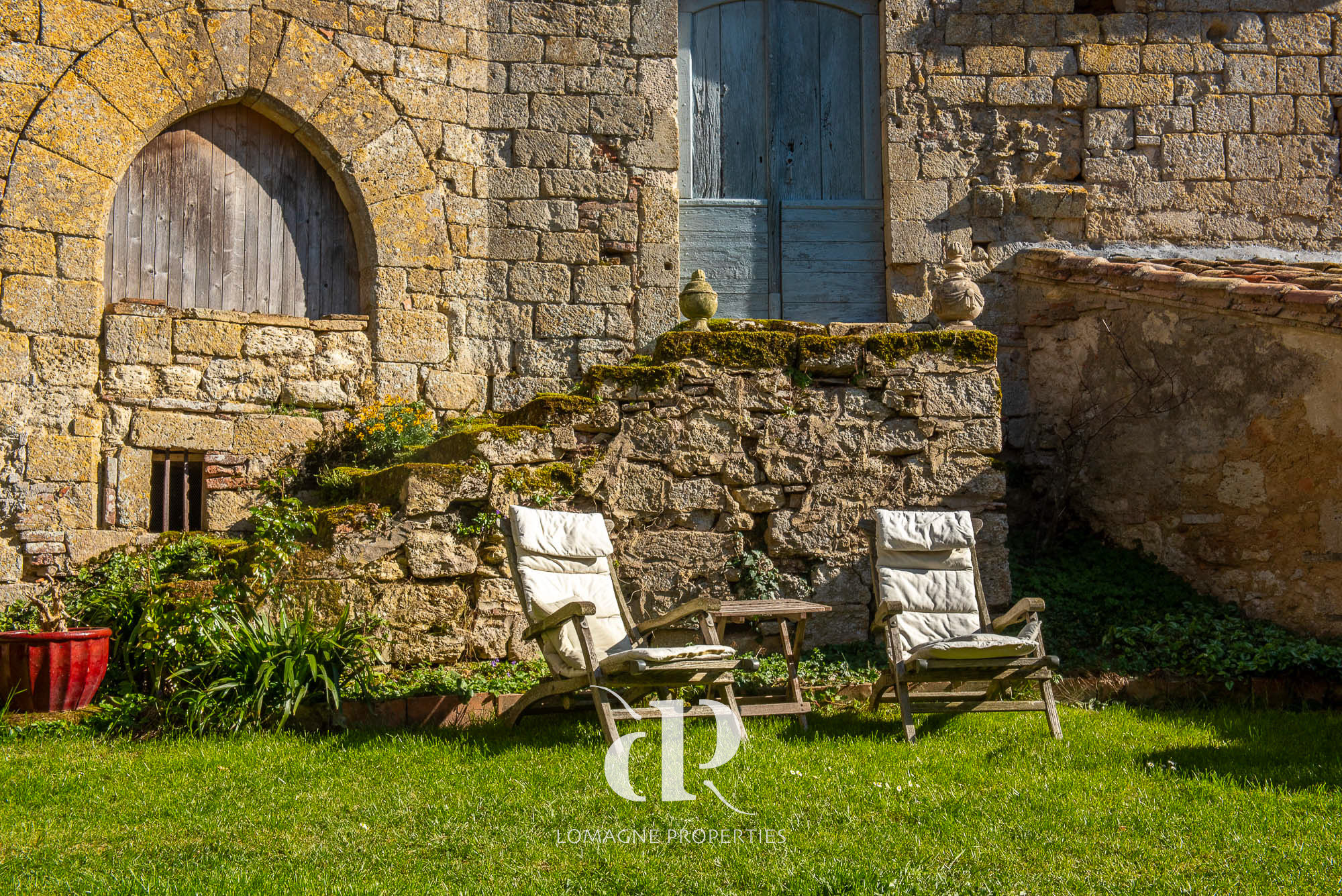 Château with panoramic views in the heart of Lomagne in Occitanie, Tarn (81) - Image 17