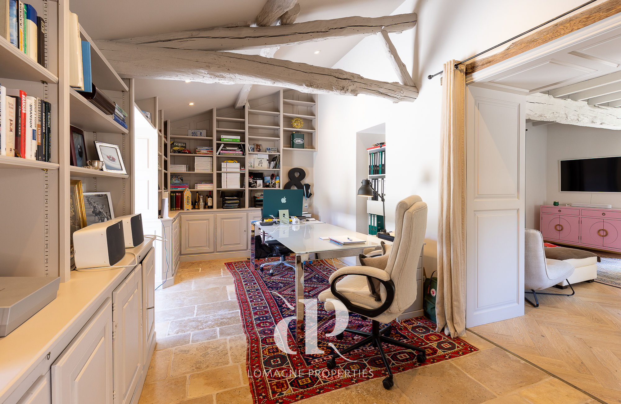 High-End Country Estate with Independent Gîte and Two Pools in Occitanie, Gers (32) - Image 7