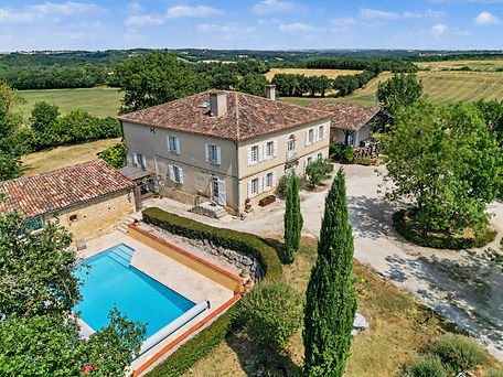 thumbnail picture of houses in south west france