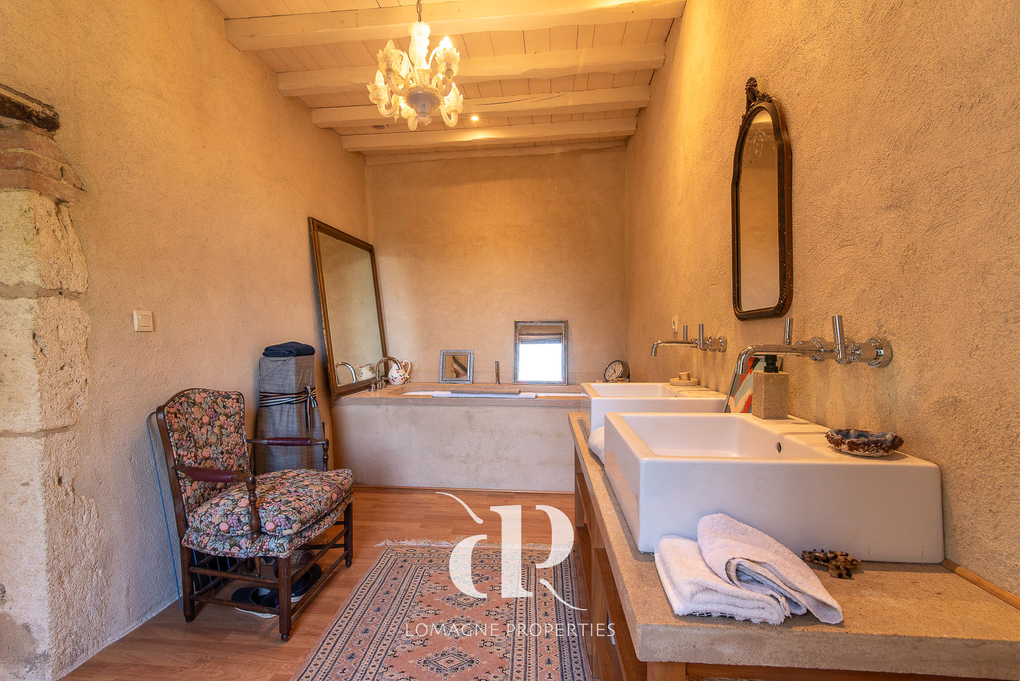 A Timeless Gascon Estate bathed in Magical Light  in Occitanie, Gers (32) - Image 13
