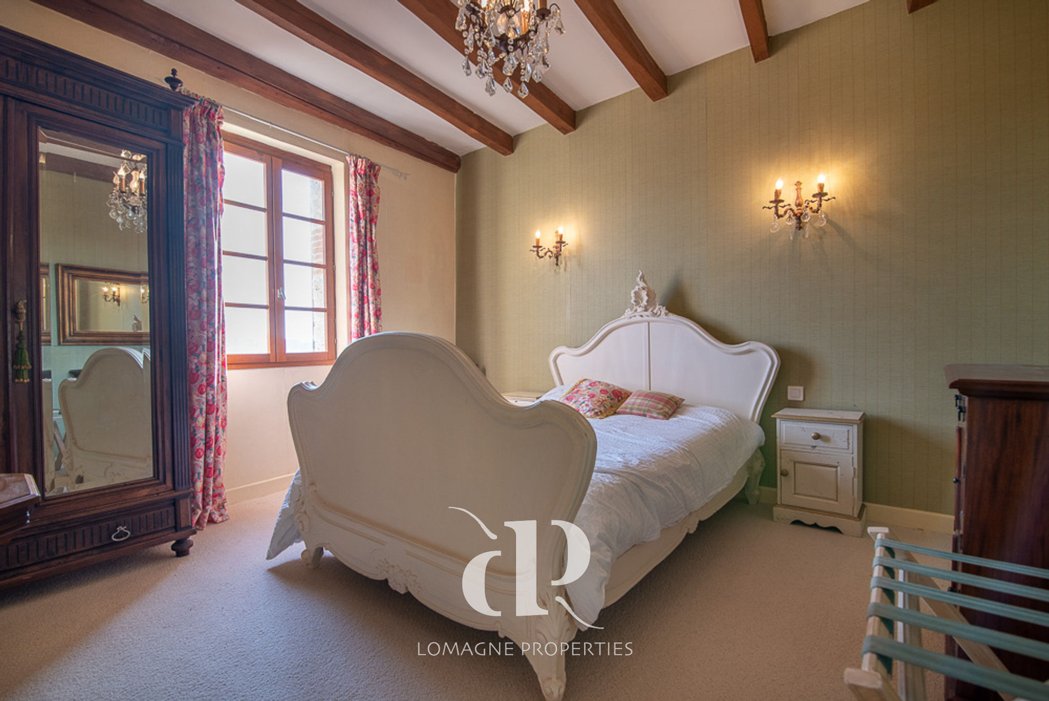 Spacious four bed village home with garden in Occitanie, Tarn (81) - Image 11