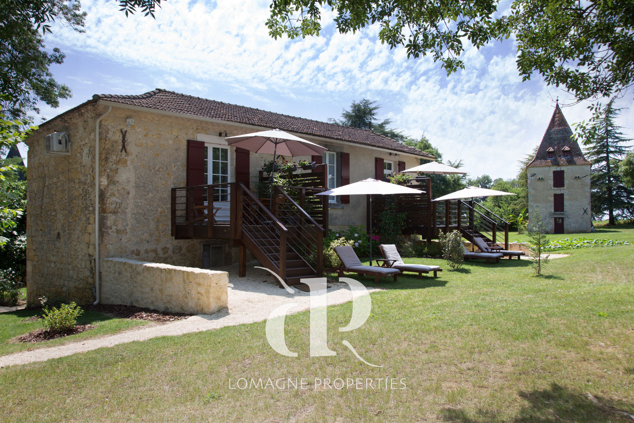 Elegant 18th-Century Manor with Towers in the Heart of Gascony in Occitanie, Gers (32) - Image 12