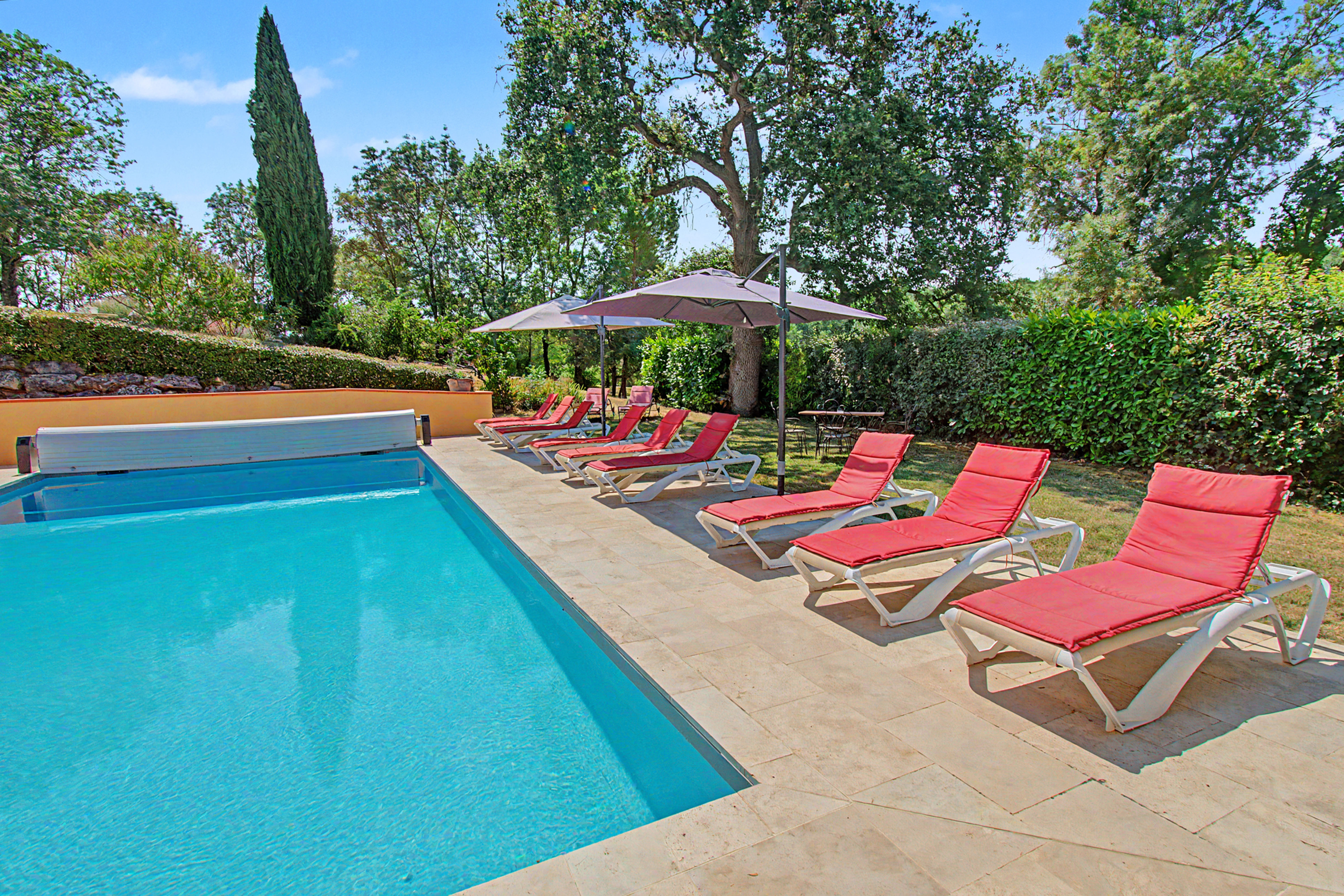Elegant Gascon Estate with Pool and Guest Accommodation in None, None - Image 9