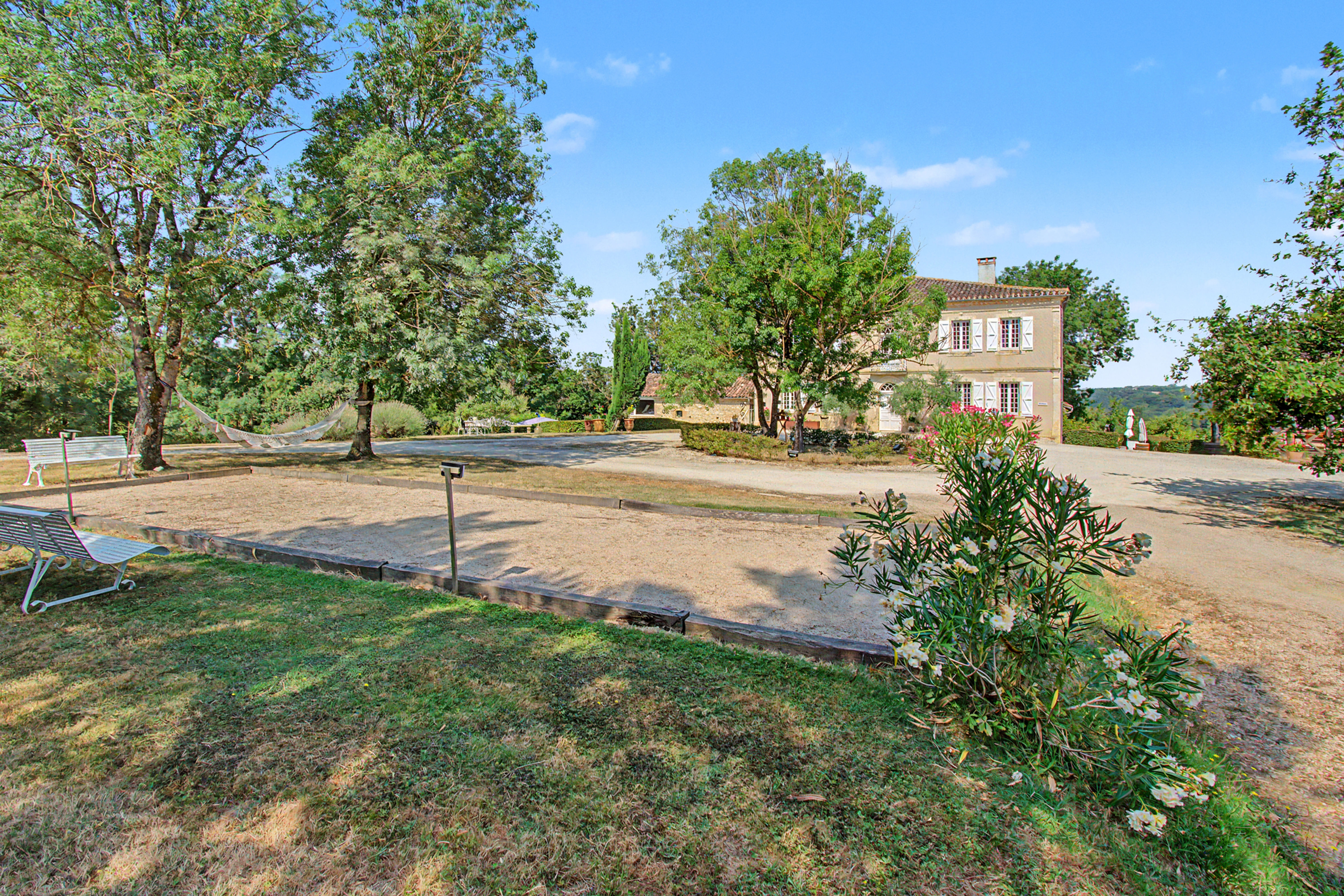 Elegant Gascon Estate with Pool and Guest Accommodation in None, None - Image 31