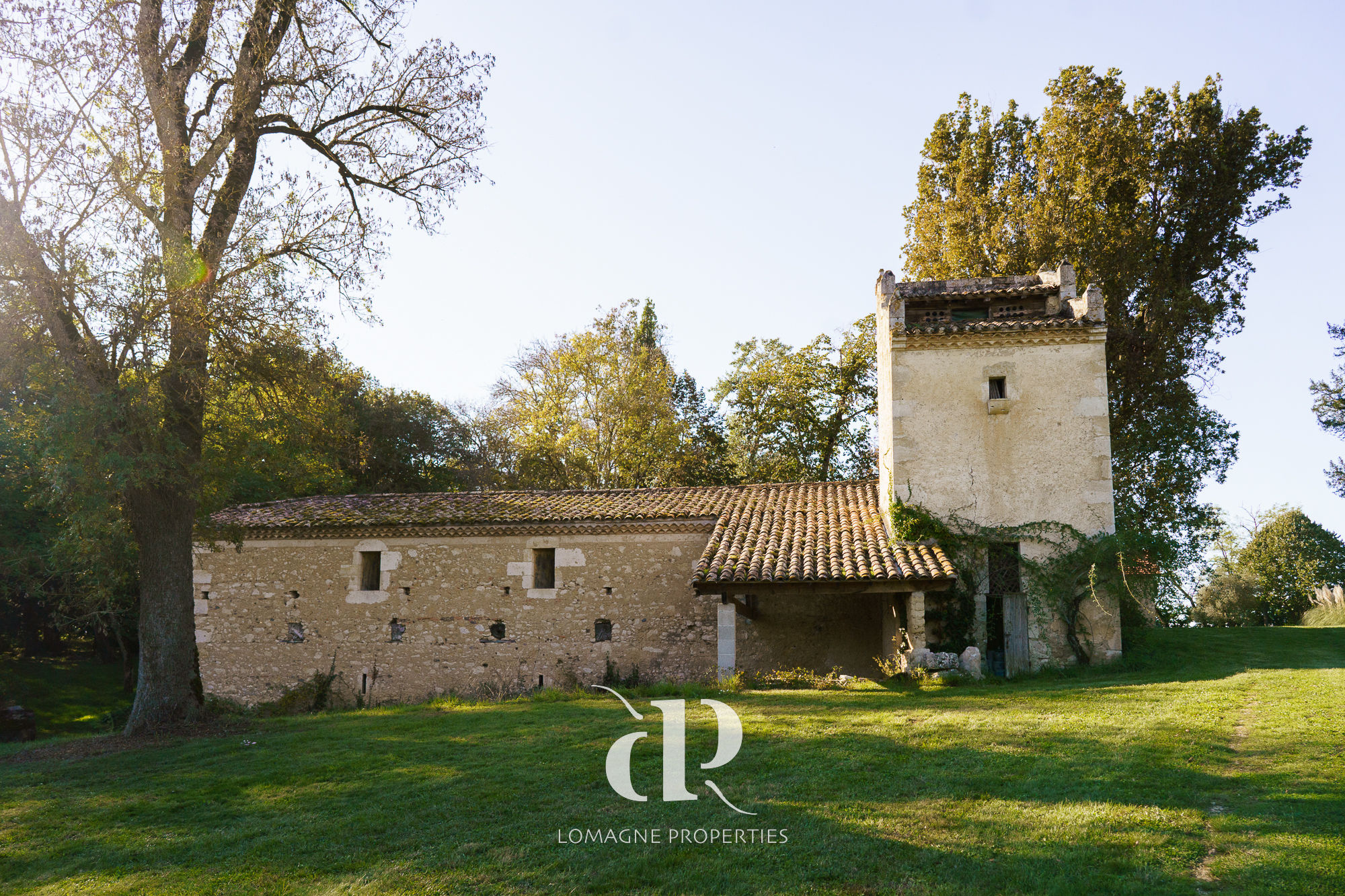 Historic Country Château with Guest House and Parkland in Occitanie, Gers (32) - Image 25
