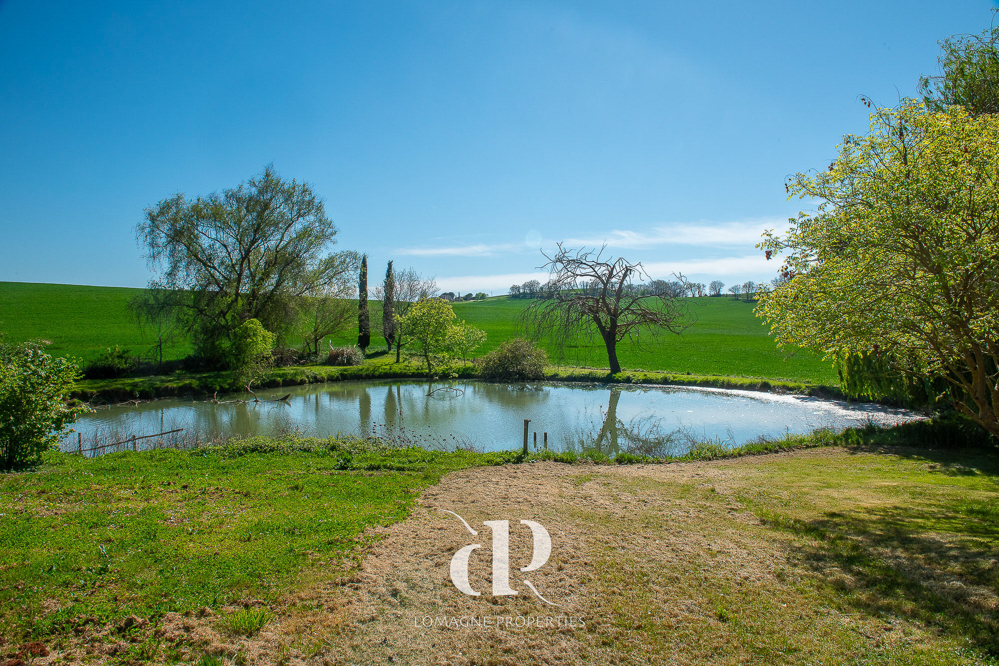 A Beautifully Updated Cottage in Occitanie, Gers (32) - Image 5