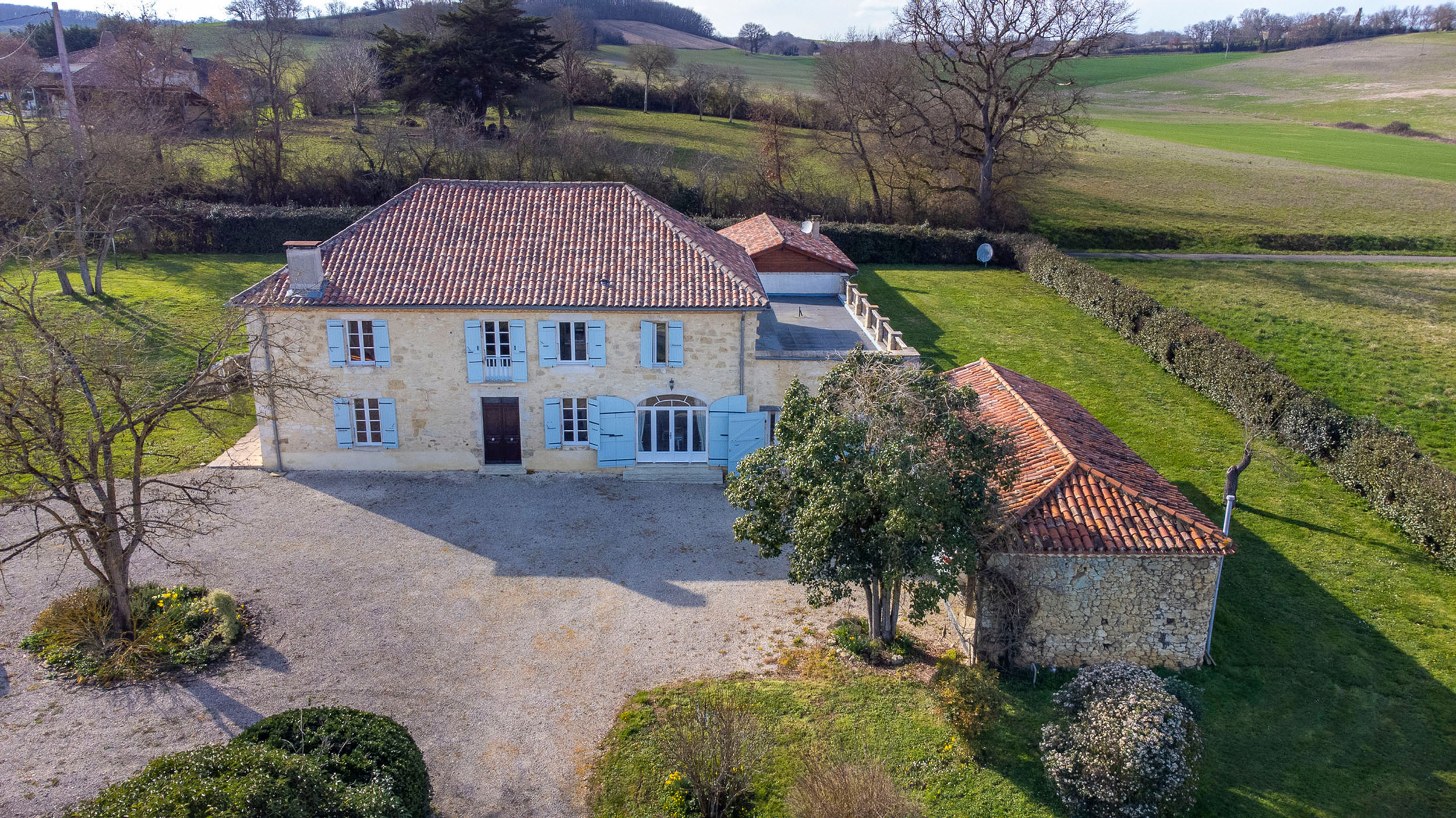 Beautifully Spacious Stone House on 4 Hectares of Wildflower Meadows in Occitanie, Gers (32) - Image thumbnail