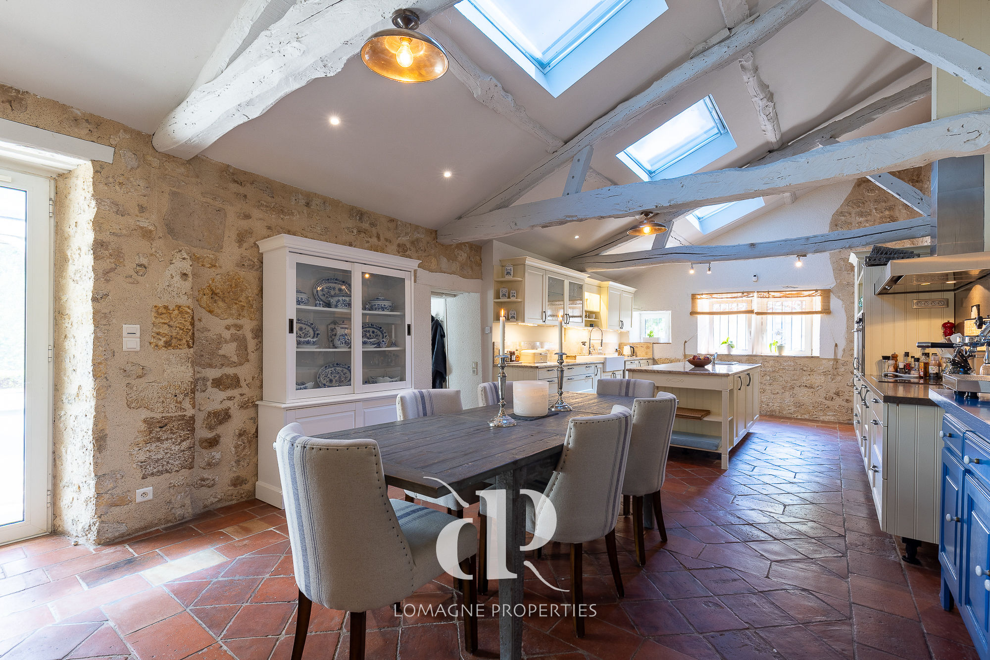 High-End Country Estate with Independent Gîte and Two Pools in Occitanie, Gers (32) - Image 15