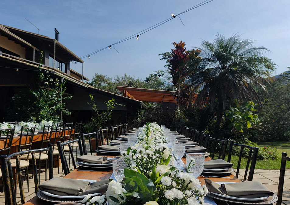 Casamento cercado de natureza no Costa Rosa