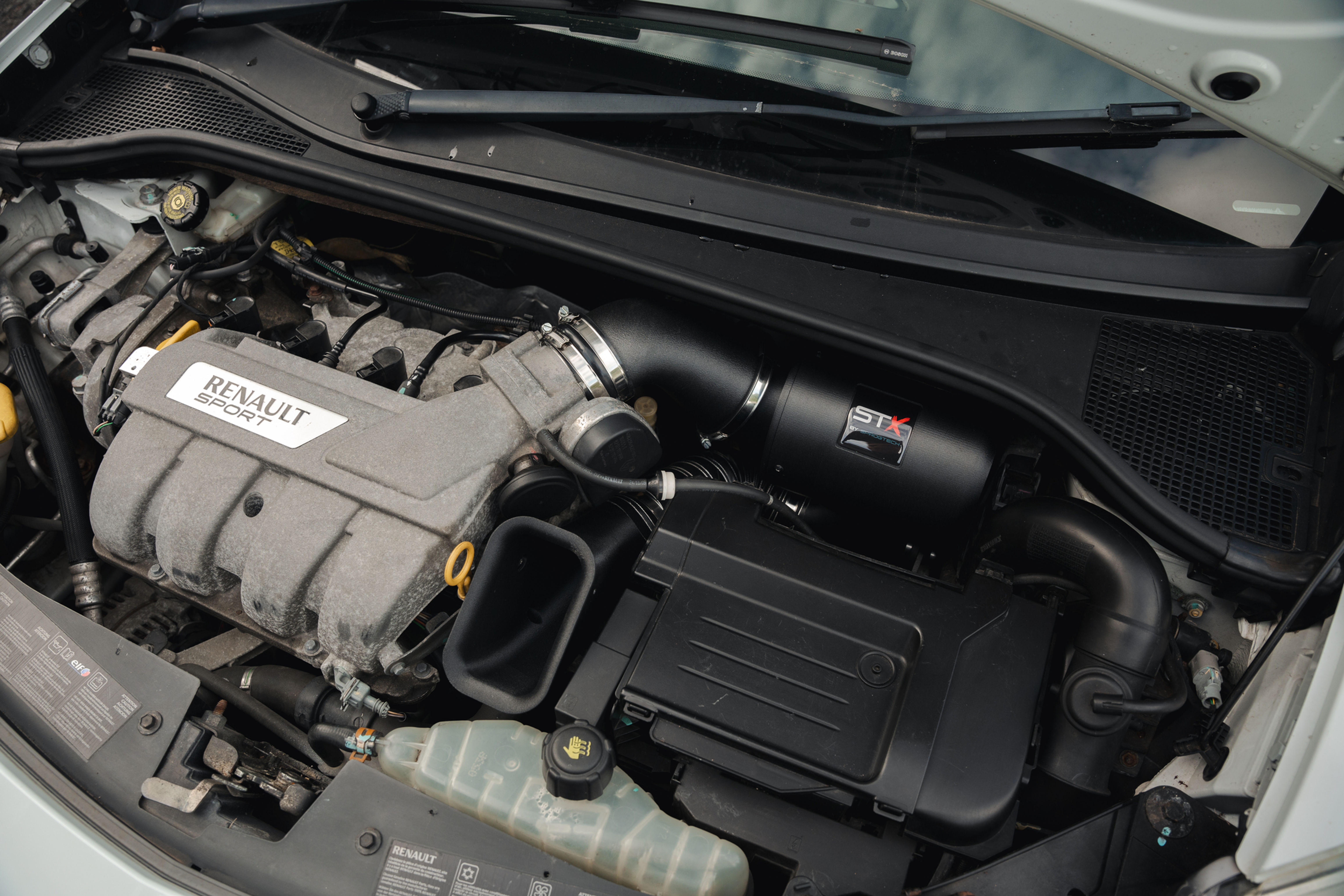 SprogTech STX F4R Enclosed Intake Kit Renault RenaultSport Clio RS 197 200 Cup 2.0 16v