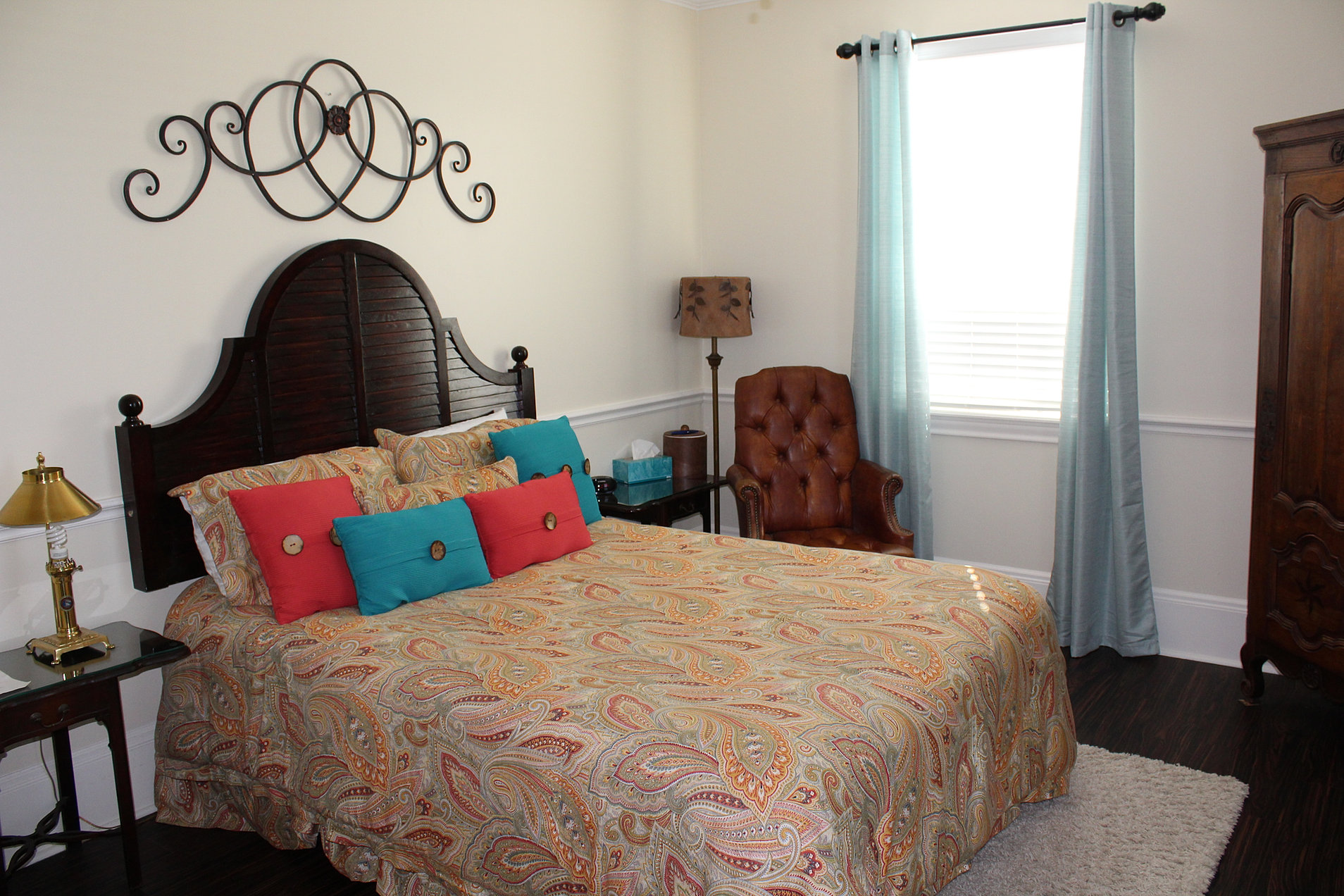 Bed and Breakfast | Captian's Quarters | Kemah, Texas