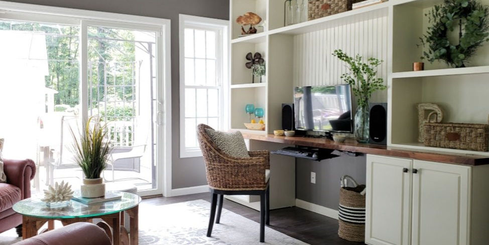 sunroom with home office
