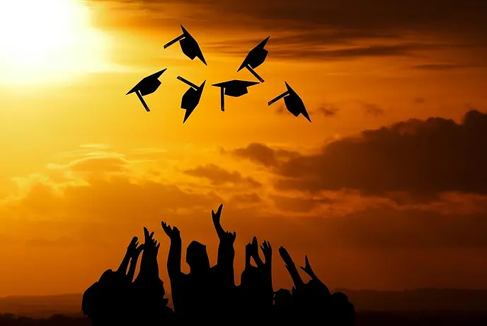 graduation-3649717_1280.webp