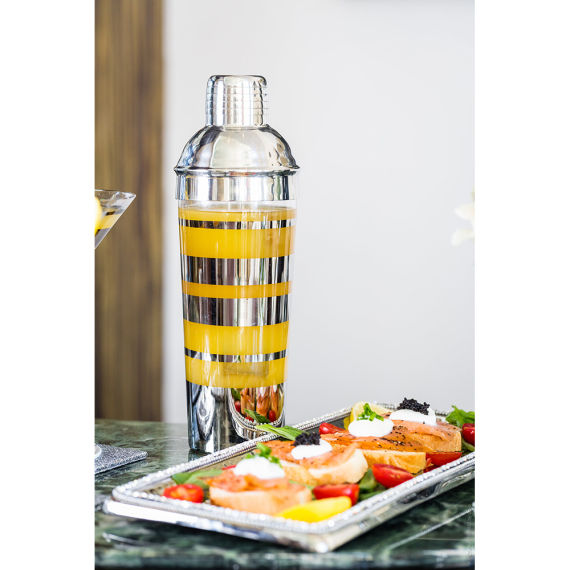 Thumbnail: Vanderpump Chelsea Shaker