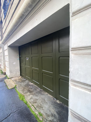Porte de garage rénovée