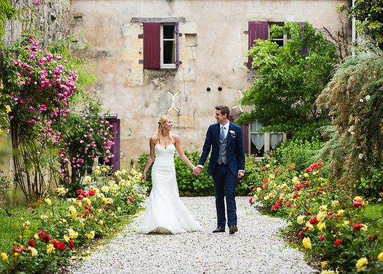 Couple de mariés au chateau sentout près de Bordeaux