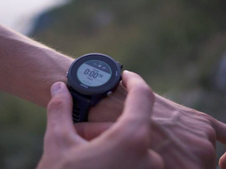 Prédicteur de temps de course : estimez vos performances sur route (5km au marathon), en trail et ultra-trail 🏃♂️