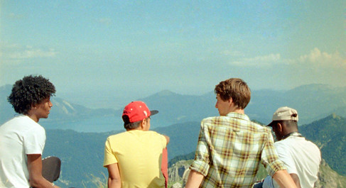 FremdeFreunde_Still1_DinoOsmanovic.jpg