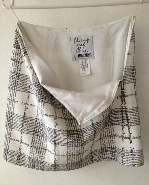 Thumbnail: Moschino skirt Cheap & Chic size small checked words