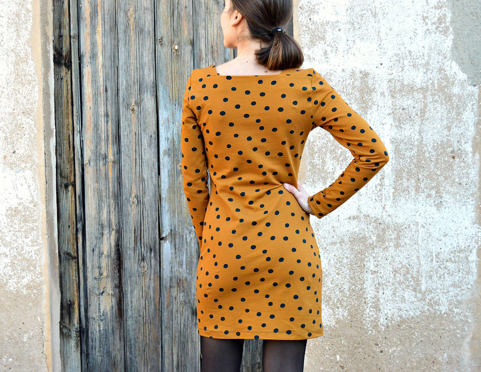 Miniatura: Taller de costura - Vestido ajustado