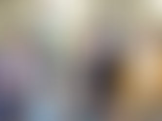 吉祥寺産経学園の生徒さんたち、早めの七夕の短冊作りをしましたよ!みんな思い思いの、目標や希望を半紙に練習した後、短冊に書きました。実現に向けて、日々、本気で取り組みましょうね!