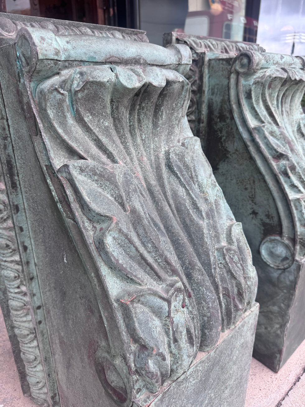 Thumbnail: Copper Corbel