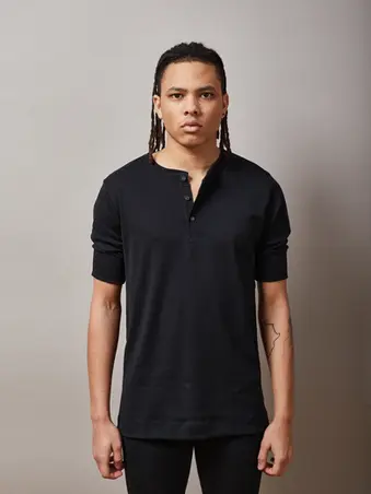 VE_Art_SS_Henley_200-Henleys-VE105-Slate_Black-1_1680x.webp