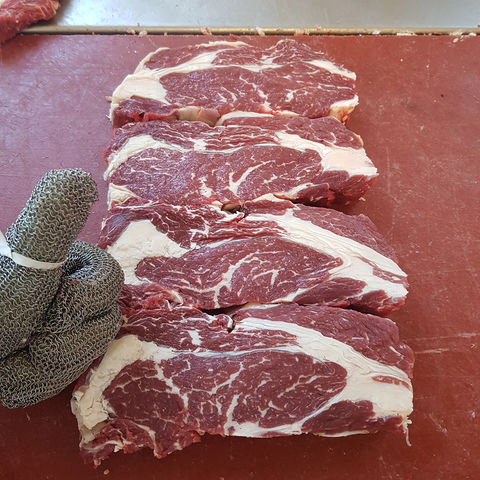 Fleisch Steak - Hofmetzgerei Nies Lohnschlachtung Direktvermarktung