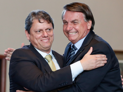 Bolsonaro elogia Tarcísio de Freitas e indica possível aproximação com PSD para 2026
