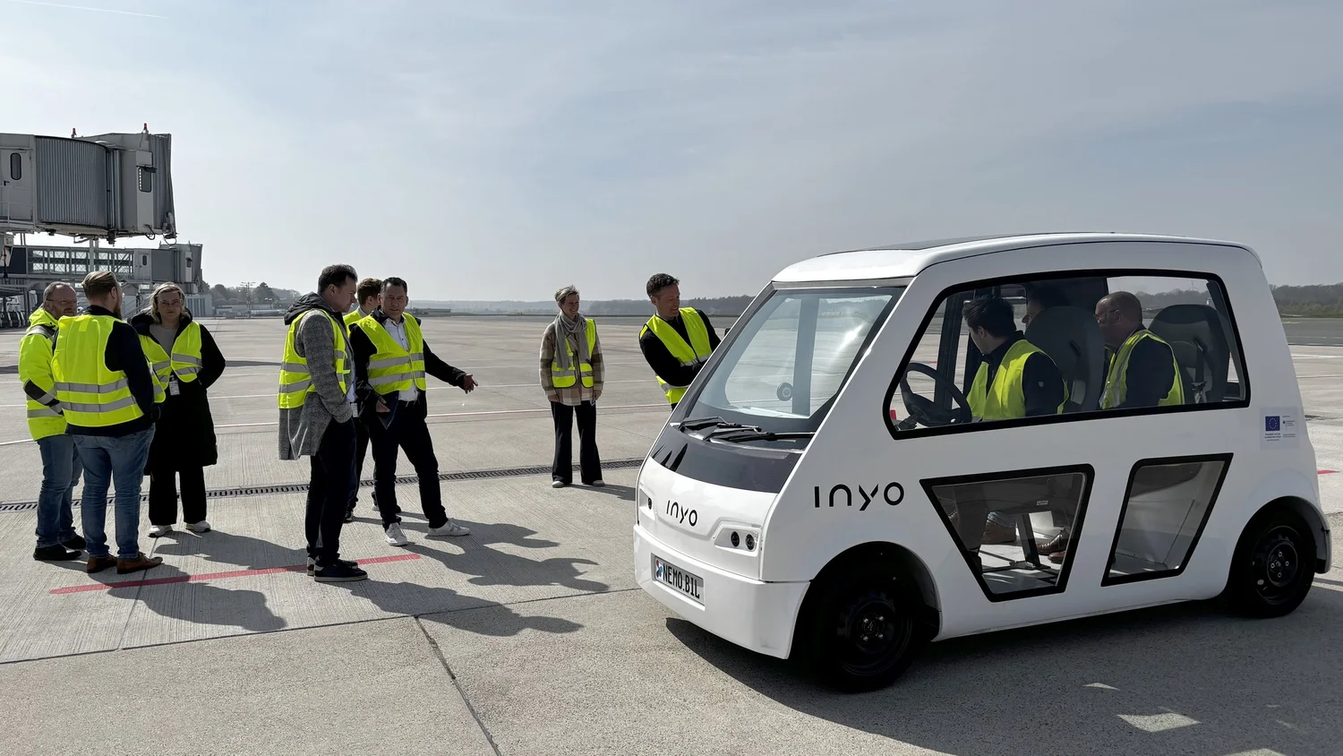 Inyo CAB inspected by people at Paderborn Airport