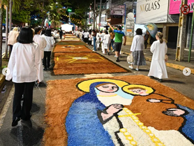 Tapetes de Corpus Christi unem fé, arte e comunhão na Diocese de Caruaru