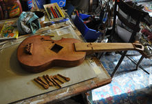 Lukášovy housle z filmu Perinbaba a dva světy