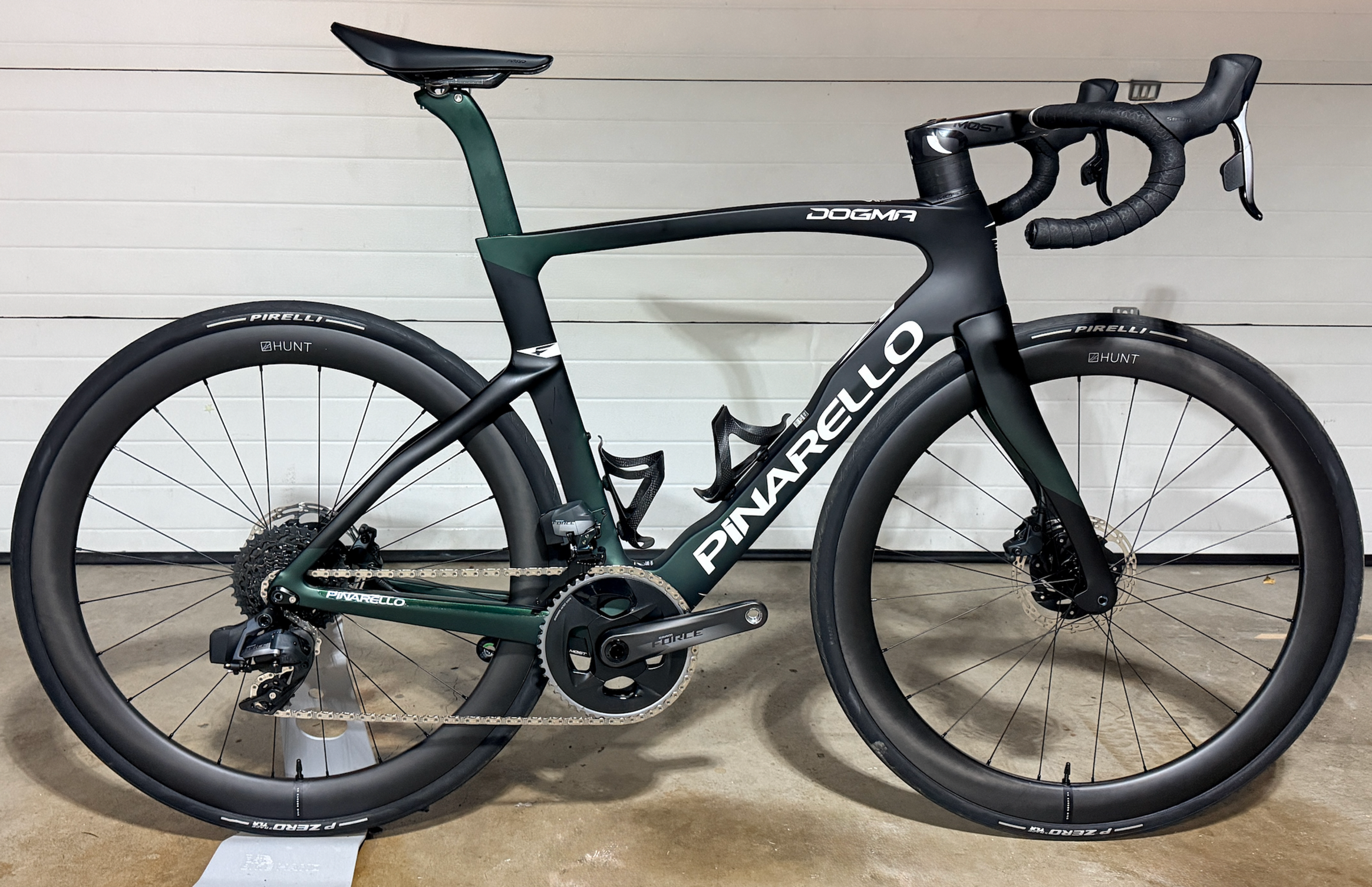 Pinarello Dogma F (55) DISC Sonic Green, SRAM Force eTap