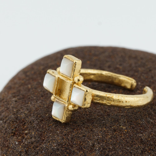 CALIE Ring | Parisian Hearts