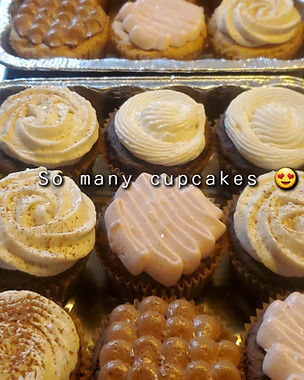many cupcake.jpg