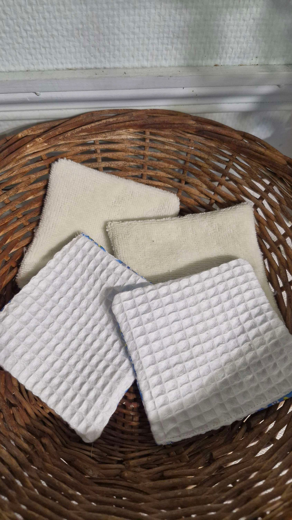 Miniature : LINGETTES DEMAQUILLANTES LAVABLES NID D ABEILLE ET EPONGE BAMBOU