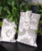 housse de livre blanc fleuri